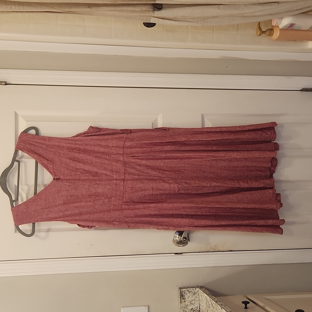 Dress - Picture 7 of 8